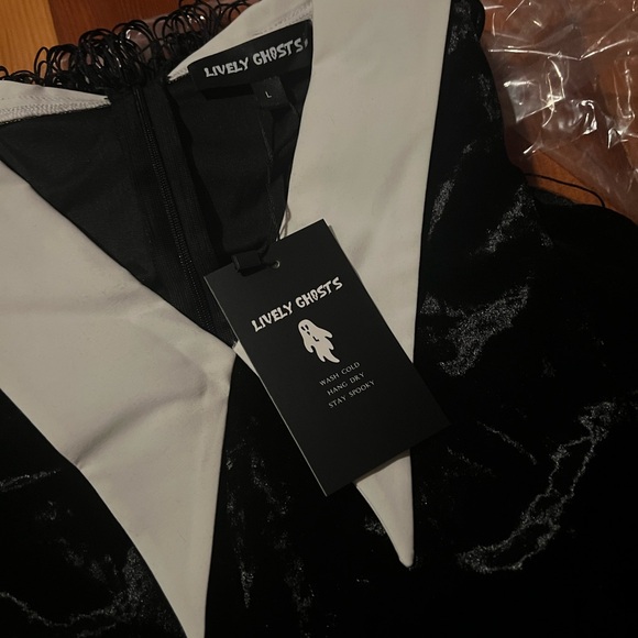 Seven Wonders Dress — Lively Ghosts - Picture 5 of 5